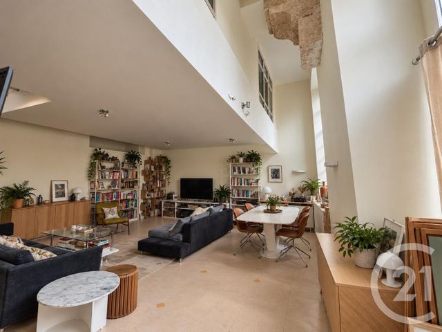 Appartement F4 &agrave; vendre - 4 pi&egrave;ces - 97,60 m2 - Fontainebleau - 77 - ILE-DE-FRANCE