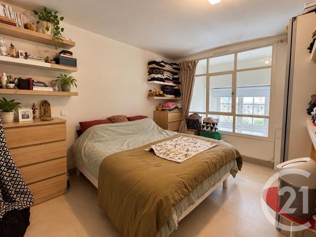 Appartement F4 &agrave; vendre - 4 pi&egrave;ces - 97,60 m2 - Fontainebleau - 77 - ILE-DE-FRANCE