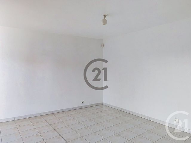 Appartement F3 &agrave; louer - 3 pi&egrave;ces - 69,20 m2 - Savigny Sur Orge - 91 - ILE-DE-FRANCE