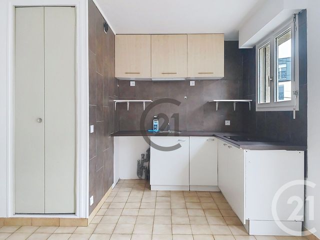 Appartement Studio &agrave; louer - 1 pi&egrave;ce - 22,75 m2 - Savigny Sur Orge - 91 - ILE-DE-FRANCE