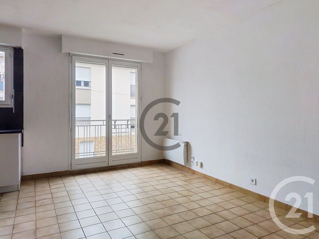 Appartement Studio &agrave; louer - 1 pi&egrave;ce - 22,75 m2 - Savigny Sur Orge - 91 - ILE-DE-FRANCE
