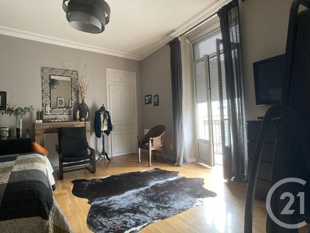 Immeuble &agrave; vendre - 940 m2 - Fougeres - 35 - BRETAGNE