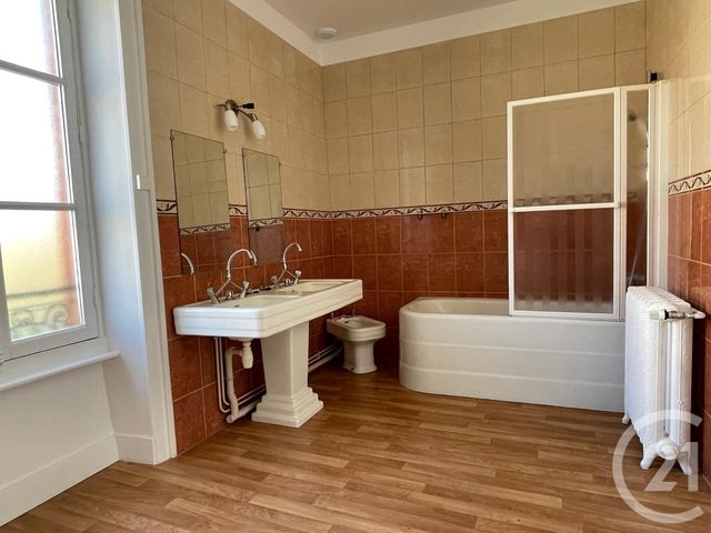 Maison &agrave; vendre - 9 pi&egrave;ces - 149,99 m2 - Fougeres - 35 - BRETAGNE
