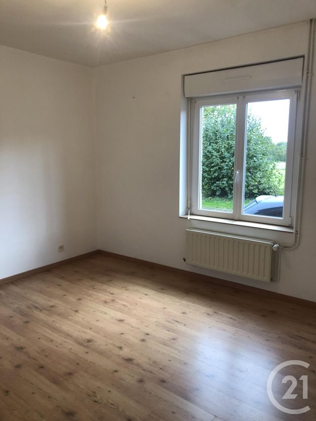 Maison &agrave; louer - 4 pi&egrave;ces - 82,29 m2 - St Hilaire Des Landes - 35 - BRETAGNE