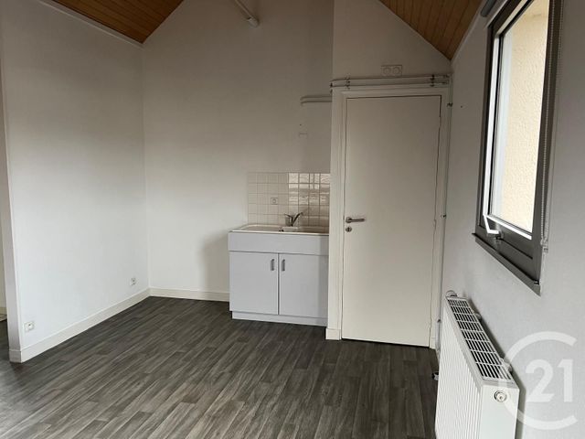 Appartement Local &agrave; louer - 1 pi&egrave;ce - 25 m2 - Fougeres - 35 - BRETAGNE