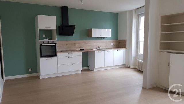 Appartement F2 &agrave; louer - 2 pi&egrave;ces - 50 m2 - Fougeres - 35 - BRETAGNE