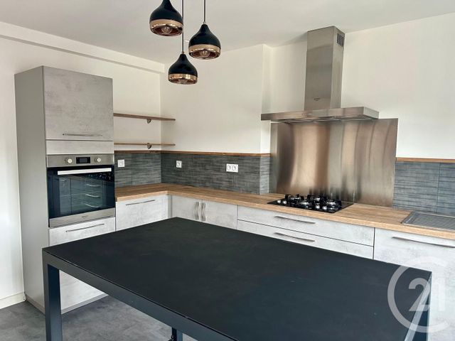 Appartement F3 &agrave; vendre - 3 pi&egrave;ces - 94,64 m2 - Fougeres - 35 - BRETAGNE