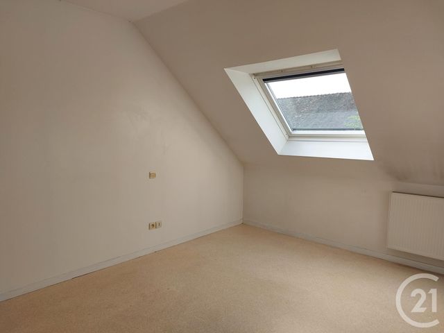 Maison &agrave; louer - 5 pi&egrave;ces - 113 m2 - Fougeres - 35 - BRETAGNE