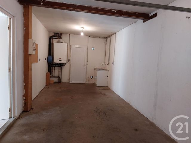 Maison &agrave; louer - 5 pi&egrave;ces - 113 m2 - Fougeres - 35 - BRETAGNE