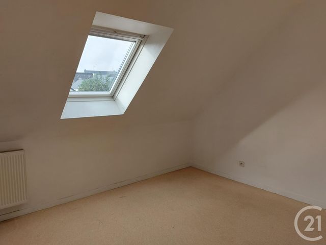 Maison &agrave; louer - 5 pi&egrave;ces - 113 m2 - Fougeres - 35 - BRETAGNE