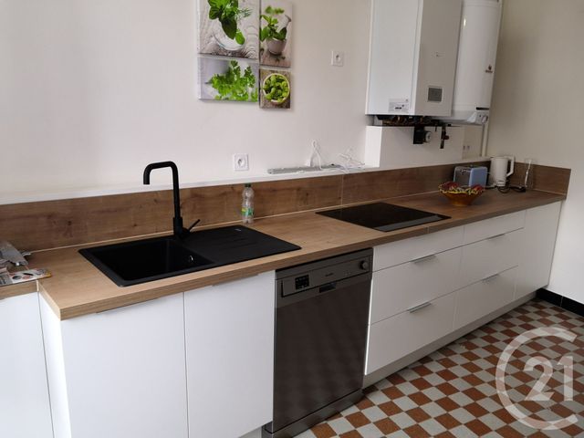 Appartement Chambre &agrave; louer - 1 pi&egrave;ce - 16 m2 - Fougeres - 35 - BRETAGNE
