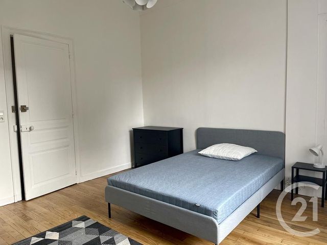 Appartement Chambre &agrave; louer - 1 pi&egrave;ce - 16 m2 - Fougeres - 35 - BRETAGNE