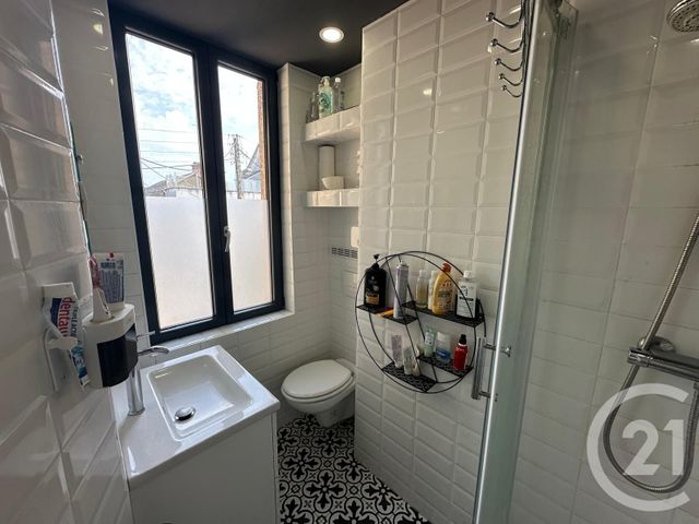 Maison &agrave; vendre - 8 pi&egrave;ces - 137,55 m2 - Fougeres - 35 - BRETAGNE