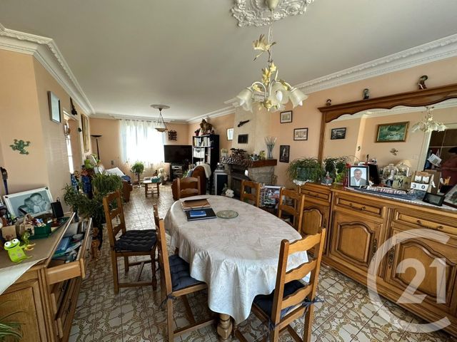 Maison &agrave; vendre - 5 pi&egrave;ces - 124,31 m2 - Fougeres - 35 - BRETAGNE