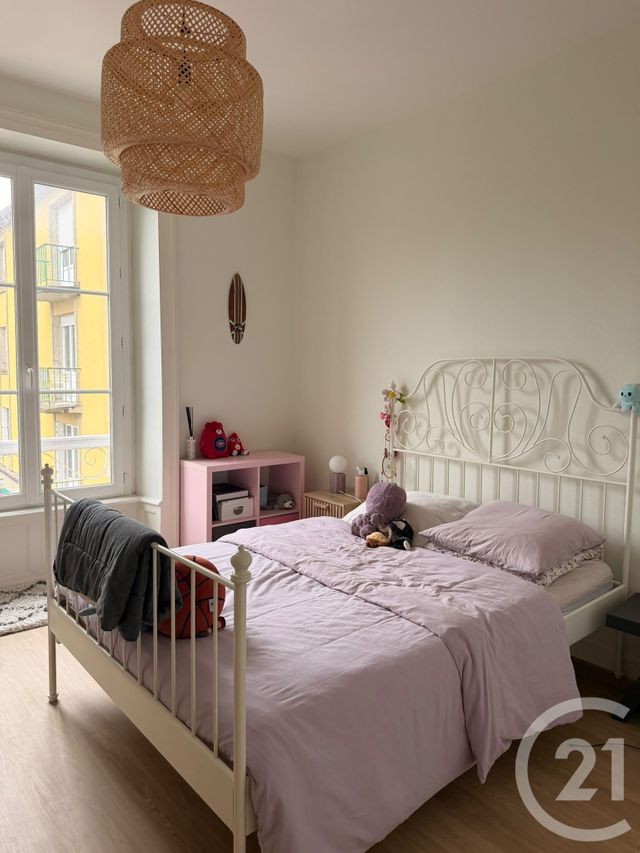 Appartement &agrave; louer - 3 pi&egrave;ces - 96,10 m2 - Fougeres - 35 - BRETAGNE