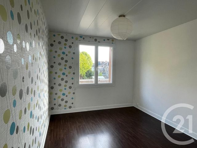 Appartement F3 &agrave; vendre - 3 pi&egrave;ces - 73,90 m2 - Fougeres - 35 - BRETAGNE