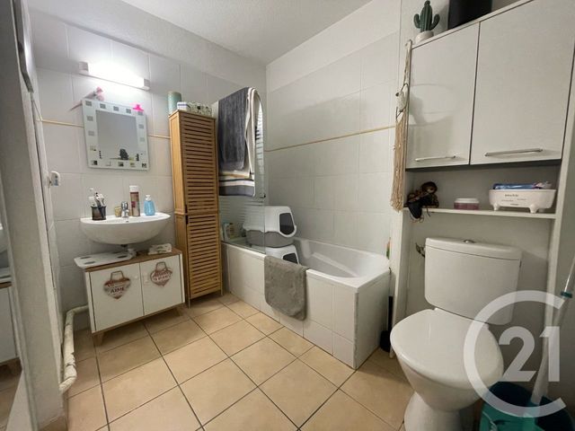 Appartement T3 à vendre - 3 pièces - 65,56 m2 - Lunel - 34 - LANGUEDOC-ROUSSILLON