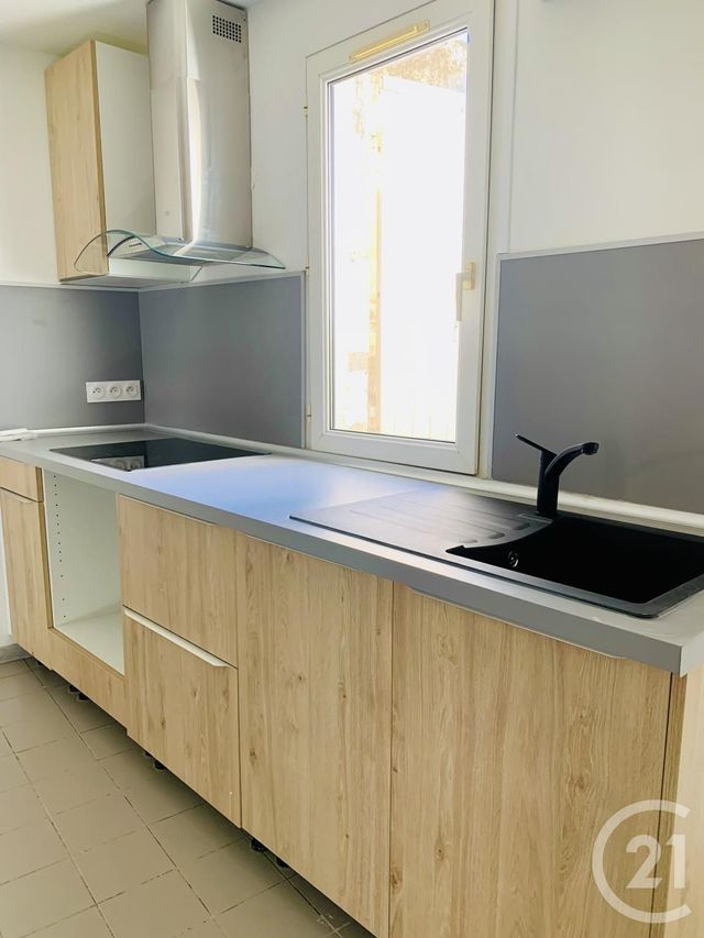 Appartement F3 à louer - 3 pièces - 48,21 m2 - Vauvert - 30 - LANGUEDOC-ROUSSILLON
