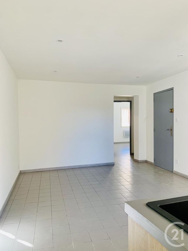 Appartement F3 à louer - 3 pièces - 48,21 m2 - Vauvert - 30 - LANGUEDOC-ROUSSILLON