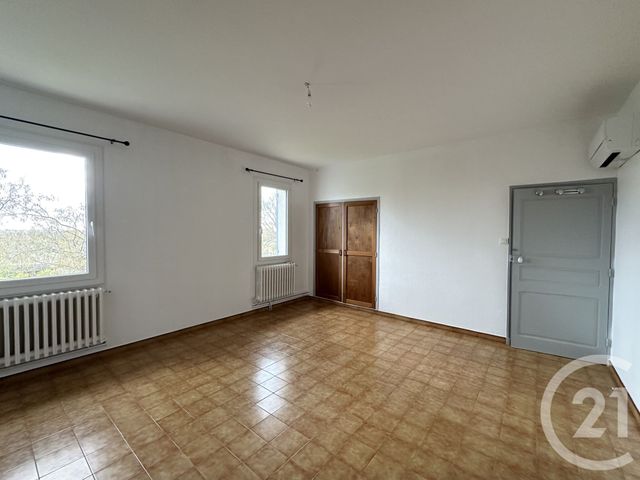 Maison &agrave; louer - 4 pi&egrave;ces - 138,46 m2 - Vauvert - 30 - LANGUEDOC-ROUSSILLON