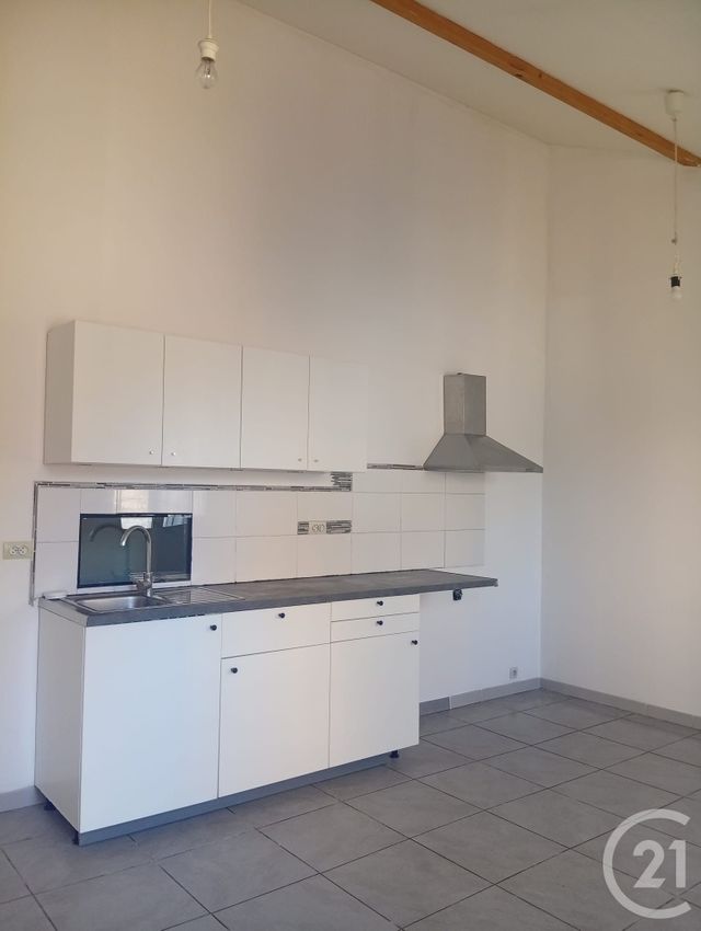 Appartement F1 bis &agrave; louer - 2 pi&egrave;ces - 52,04 m2 - Lunel - 34 - LANGUEDOC-ROUSSILLON