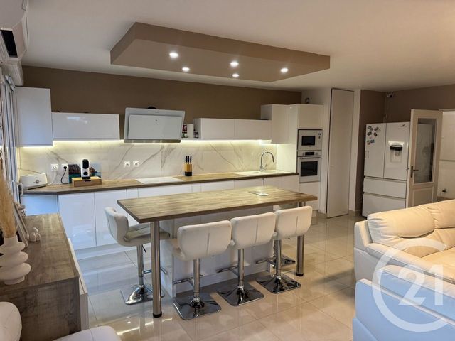 Appartement T3 &agrave; vendre - 3 pi&egrave;ces - 68,98 m2 - Lunel - 34 - LANGUEDOC-ROUSSILLON