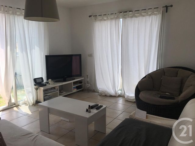 Maison &agrave; louer - 4 pi&egrave;ces - 89,31 m2 - Gallargues Le Montueux - 30 - LANGUEDOC-ROUSSILLON