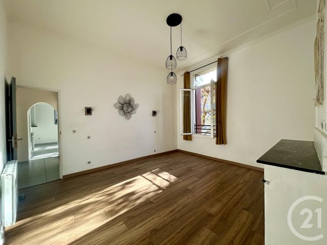 Appartement F3 &agrave; louer - 3 pi&egrave;ces - 77,67 m2 - Lunel - 34 - LANGUEDOC-ROUSSILLON