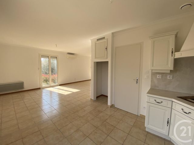 Maison &agrave; louer - 5 pi&egrave;ces - 137,34 m2 - Vauvert - 30 - LANGUEDOC-ROUSSILLON