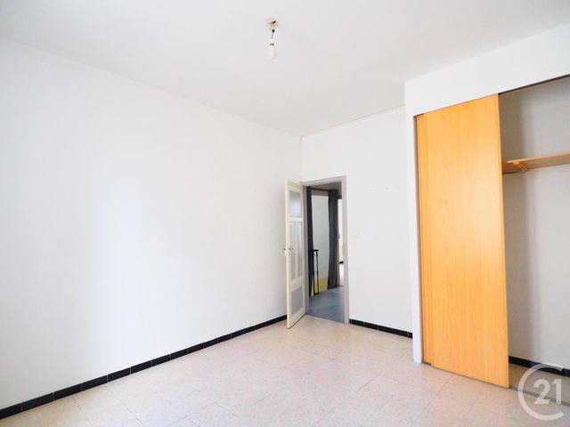 Appartement F5 &agrave; louer - 5 pi&egrave;ces - 86,56 m2 - Lunel - 34 - LANGUEDOC-ROUSSILLON
