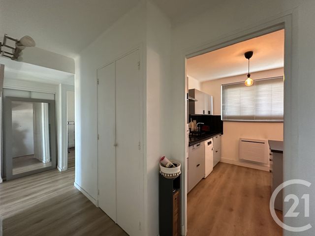 Appartement F3 &agrave; louer - 3 pi&egrave;ces - 70,63 m2 - Lunel - 34 - LANGUEDOC-ROUSSILLON