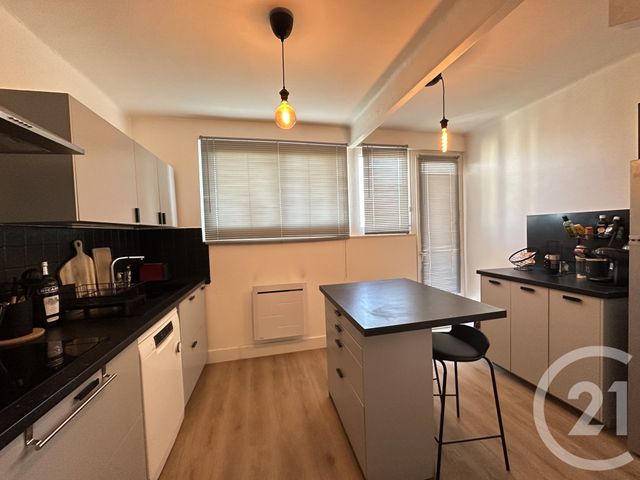 Appartement F3 &agrave; louer - 3 pi&egrave;ces - 70,63 m2 - Lunel - 34 - LANGUEDOC-ROUSSILLON
