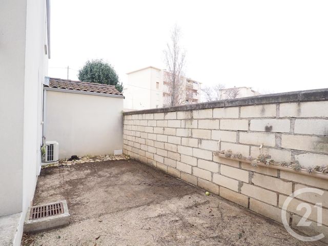 Appartement F3 &agrave; louer - 3 pi&egrave;ces - 60,62 m2 - Lunel - 34 - LANGUEDOC-ROUSSILLON