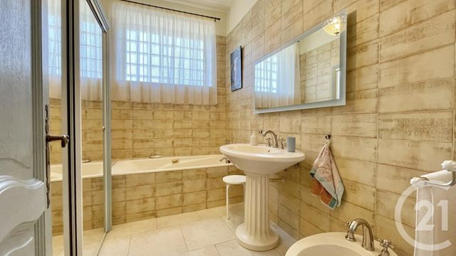 Maison &agrave; vendre - 9 pi&egrave;ces - 253,79 m2 - Marsillargues - 34 - LANGUEDOC-ROUSSILLON