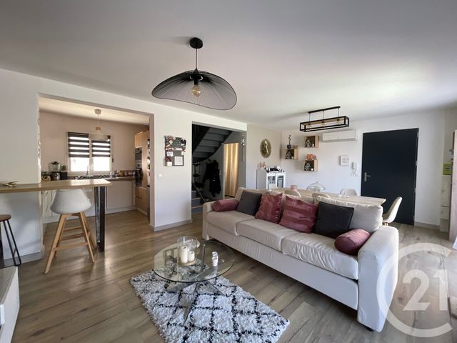 Maison &agrave; louer - 4 pi&egrave;ces - 80,24 m2 - Aimargues - 30 - LANGUEDOC-ROUSSILLON