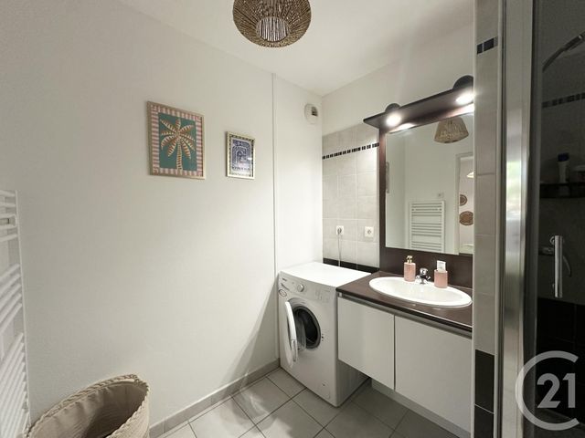 Appartement F2 &agrave; louer - 2 pi&egrave;ces - 45,01 m2 - Uchaud - 30 - LANGUEDOC-ROUSSILLON
