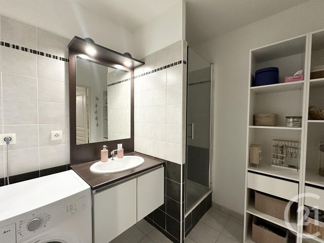 Appartement F2 &agrave; louer - 2 pi&egrave;ces - 45,01 m2 - Uchaud - 30 - LANGUEDOC-ROUSSILLON