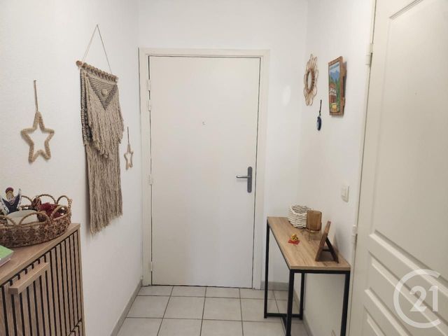 Appartement F2 &agrave; louer - 2 pi&egrave;ces - 45,01 m2 - Uchaud - 30 - LANGUEDOC-ROUSSILLON