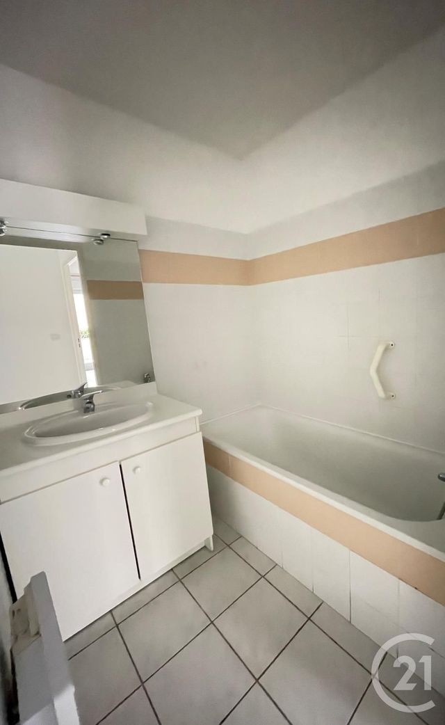 Appartement F2 bis &agrave; louer - 2 pi&egrave;ces - 53,63 m2 - Vauvert - 30 - LANGUEDOC-ROUSSILLON
