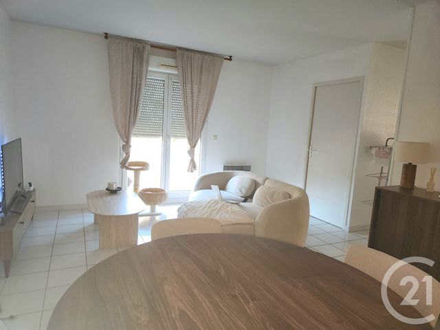 Appartement F2 bis &agrave; louer - 2 pi&egrave;ces - 53,63 m2 - Vauvert - 30 - LANGUEDOC-ROUSSILLON