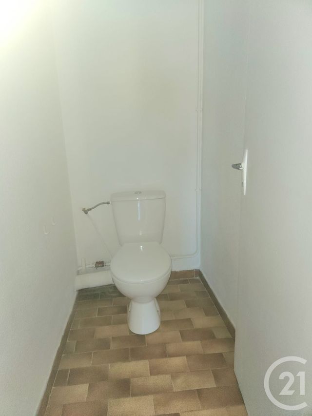 Appartement F3 &agrave; louer - 3 pi&egrave;ces - 75,14 m2 - Lunel - 34 - LANGUEDOC-ROUSSILLON