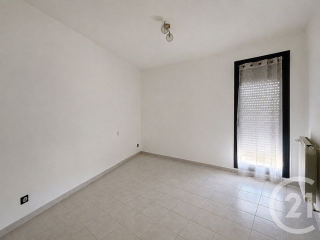 Appartement T3 &agrave; louer - 3 pi&egrave;ces - 71,29 m2 - Lunel - 34 - LANGUEDOC-ROUSSILLON
