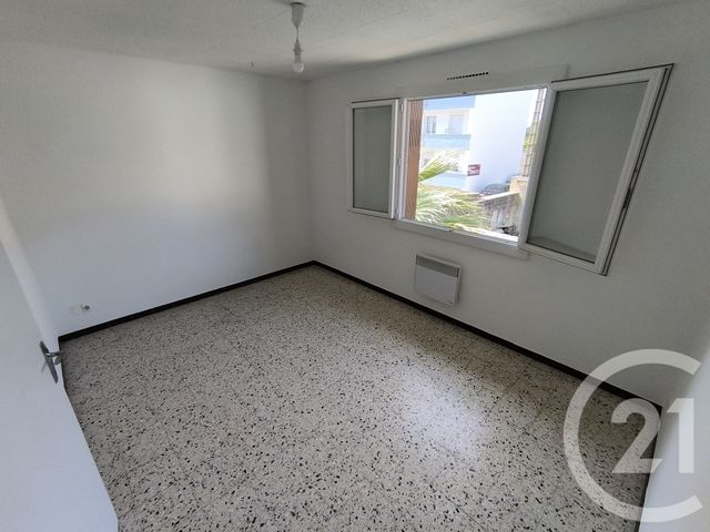 Appartement F4 &agrave; louer - 4 pi&egrave;ces - 87,18 m2 - Lunel - 34 - LANGUEDOC-ROUSSILLON