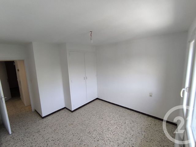 Appartement F4 &agrave; louer - 4 pi&egrave;ces - 87,18 m2 - Lunel - 34 - LANGUEDOC-ROUSSILLON