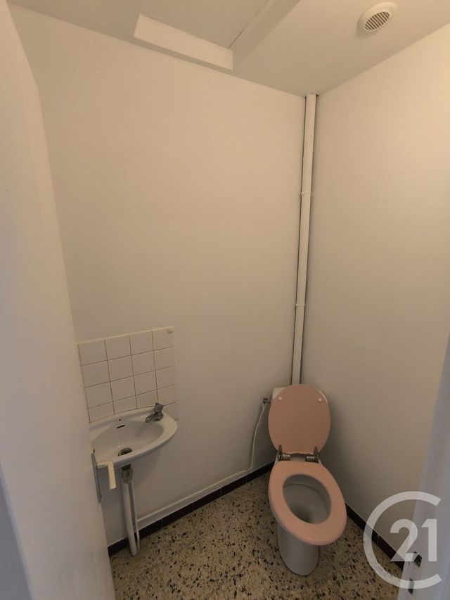 Appartement F4 &agrave; louer - 4 pi&egrave;ces - 87,18 m2 - Lunel - 34 - LANGUEDOC-ROUSSILLON