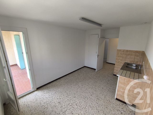 Appartement F4 &agrave; louer - 4 pi&egrave;ces - 87,18 m2 - Lunel - 34 - LANGUEDOC-ROUSSILLON