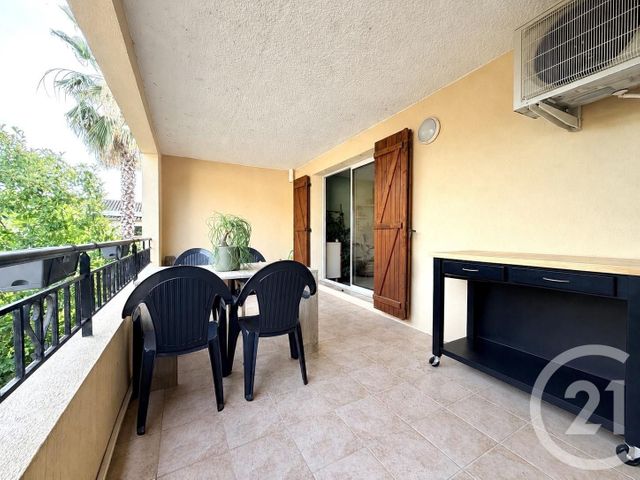 Appartement &agrave; vendre - 3 pi&egrave;ces - 89,50 m2 - St Laurent D Aigouze - 30 - LANGUEDOC-ROUSSILLON