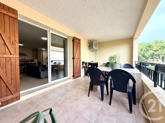 Appartement &agrave; vendre - 3 pi&egrave;ces - 89,50 m2 - St Laurent D Aigouze - 30 - LANGUEDOC-ROUSSILLON