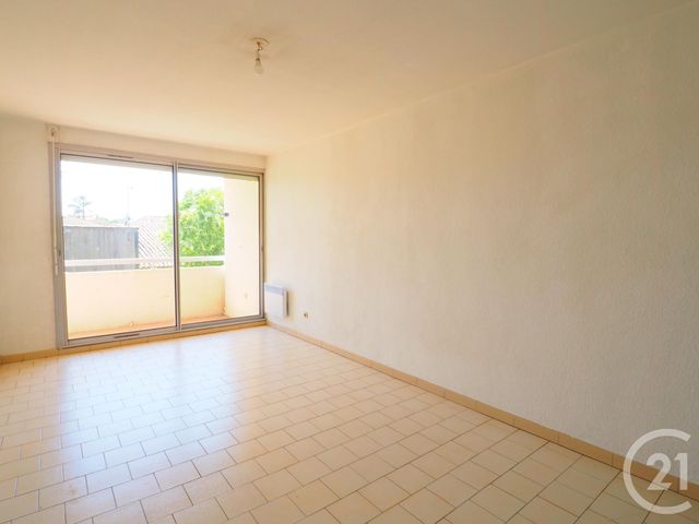 Appartement Studio &agrave; louer - 1 pi&egrave;ce - 30 m2 - Lunel - 34 - LANGUEDOC-ROUSSILLON