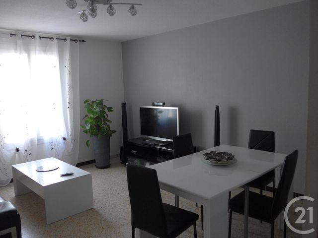 Appartement F3 &agrave; louer - 3 pi&egrave;ces - 63,25 m2 - Vauvert - 30 - LANGUEDOC-ROUSSILLON